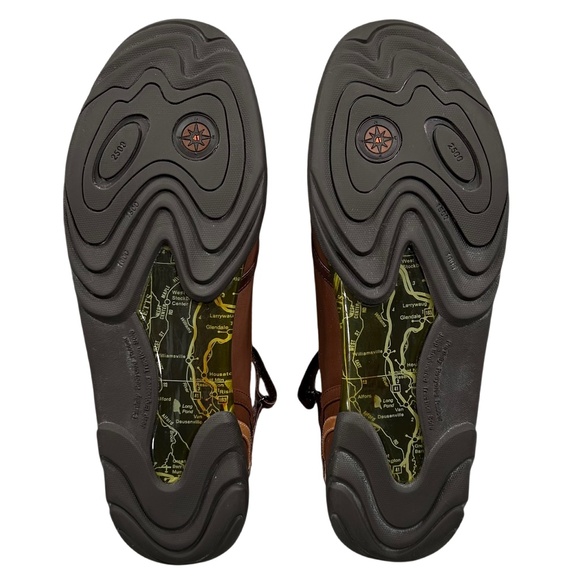 J-41 Jambu Adventure On Brown Strappy Closed Toe Flat Mary Jane Shoes Size 11 - Picture 7 of 11